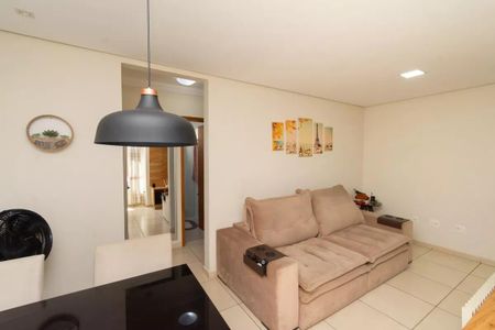 Sala de apartamento à venda com 2 quartos, 70m² em Alvorada, Contagem