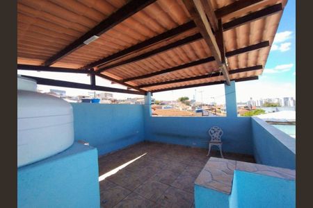 Casa à venda com 224m², 2 quartos e 4 vagas