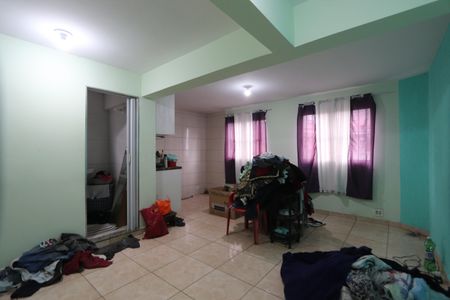 Sala de apartamento para alugar com 2 quartos, 60m² em Jardim Sapopemba, São Paulo