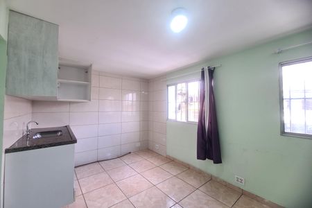 Casa de condomínio para alugar com 60m², 2 quartos e sem vagaCozinha