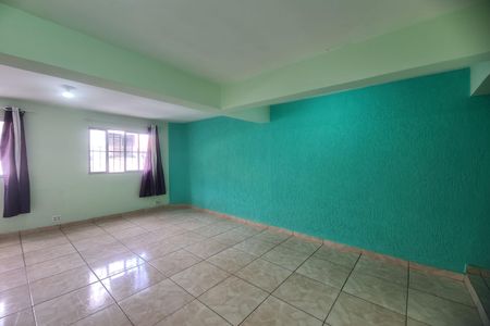 Sala de casa de condomínio para alugar com 2 quartos, 60m² em Jardim Sapopemba, São Paulo