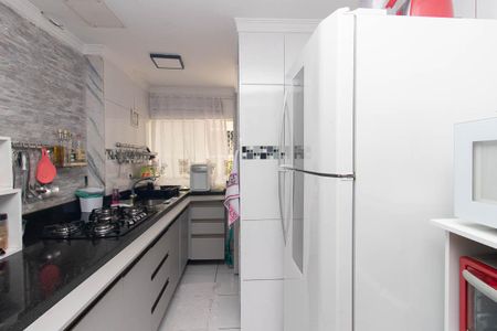 Apartamento à venda com 65m², 3 quartos e sem vagaCozinha e Área de Serviço