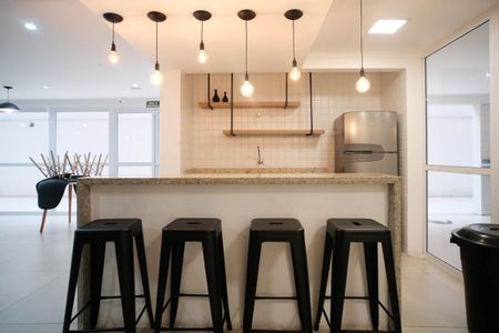 Apartamento à venda com 55m², 2 quartos e 1 vagaÁrea comum