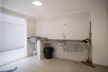 Apartamento à venda com 55m², 2 quartos e 1 vagaÁrea comum