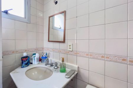Apartamento à venda com 58m², 2 quartos e 1 vaga Apartamento à venda com 58m², 2 quartos e 1 vagaBanheiro