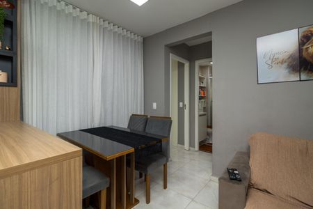 Apartamento para alugar com 40m², 2 quartos e 1 vaga Apartamento para alugar com 40m², 2 quartos e 1 vagaSala de Jantar