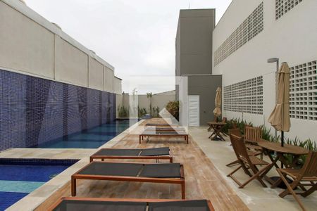 Apartamento para alugar com 40m², 2 quartos e 1 vaga Apartamento para alugar com 40m², 2 quartos e 1 vagaÁrea comum - Piscina