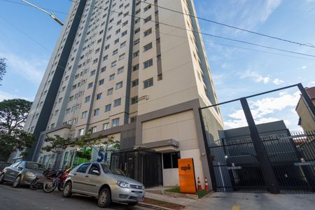 Apartamento para alugar com 40m², 2 quartos e 1 vaga Apartamento para alugar com 40m², 2 quartos e 1 vagaFachada e portaria
