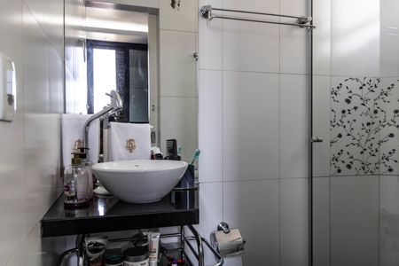 Apartamento à venda com 75m², 3 quartos e 1 vagaBanheiro da Suíte