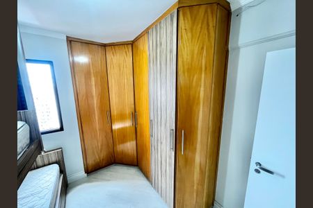 Apartamento para alugar com 81m², 3 quartos e 2 vagas Apartamento para alugar com 81m², 3 quartos e 2 vagasQuarto 1