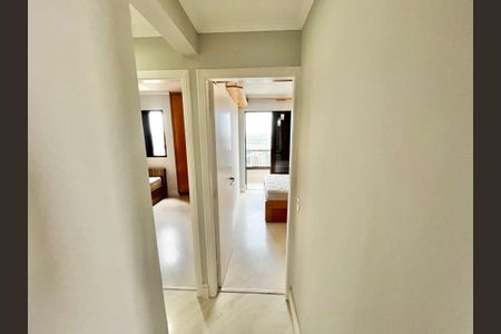 Apartamento para alugar com 81m², 3 quartos e 2 vagas Apartamento para alugar com 81m², 3 quartos e 2 vagasCorredor