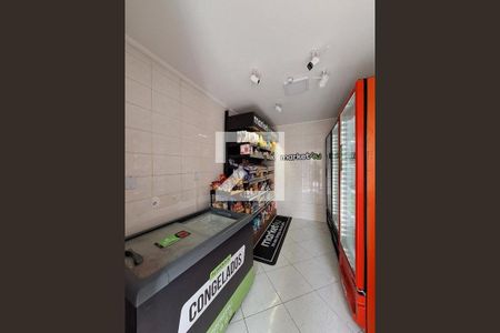 Apartamento para alugar com 81m², 3 quartos e 2 vagas Apartamento para alugar com 81m², 3 quartos e 2 vagasMercado