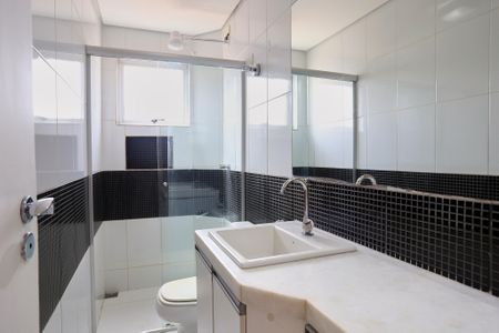 Apartamento para alugar com 90m², 3 quartos e 2 vagasBanheiro