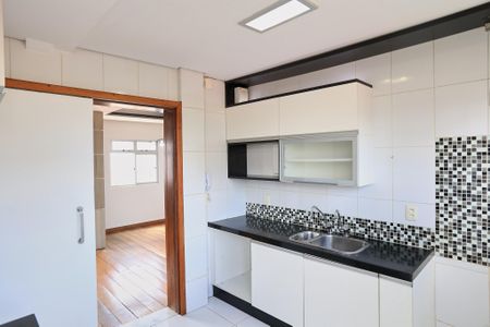 Apartamento para alugar com 90m², 3 quartos e 2 vagasCozinha