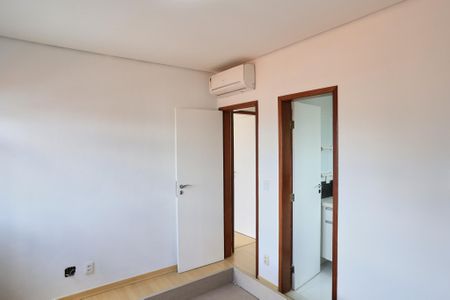 Suíte de apartamento para alugar com 3 quartos, 90m² em Cidade Nova, Belo Horizonte
