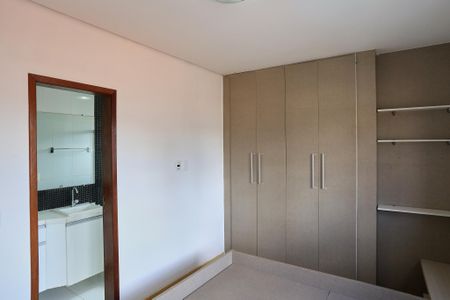 Apartamento para alugar com 90m², 3 quartos e 2 vagasSuíte