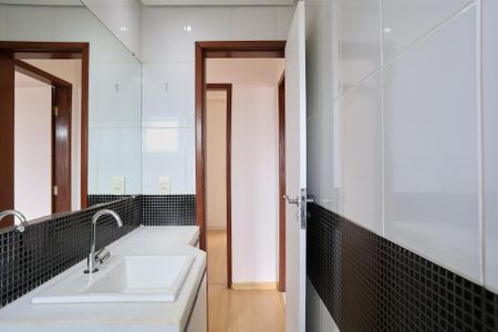 Apartamento para alugar com 90m², 3 quartos e 2 vagasBanheiro