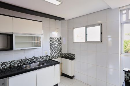 Apartamento para alugar com 90m², 3 quartos e 2 vagasCozinha