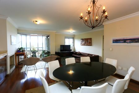 Apartamento à venda com 3 quartos, 139m² em Vila Morse, São Paulo