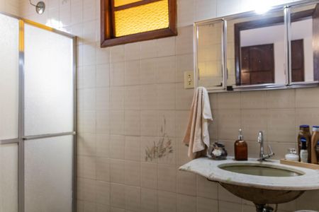 Casa à venda com 156m², 3 quartos e 2 vagasBanheiro da Suíte