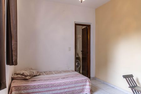 Casa à venda com 156m², 3 quartos e 2 vagasSuíte