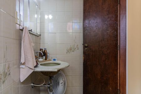 Casa à venda com 156m², 3 quartos e 2 vagasBanheiro da Suíte