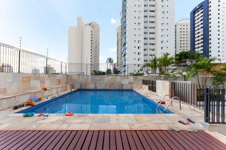 Apartamento à venda com 63m², 2 quartos e 1 vagaPiscina