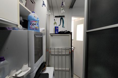 Apartamento à venda com 61m², 2 quartos e sem vaga Apartamento à venda com 61m², 2 quartos e sem vagaÁrea de Serviço