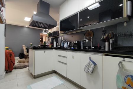 Apartamento à venda com 61m², 2 quartos e sem vaga Apartamento à venda com 61m², 2 quartos e sem vagaCozinha