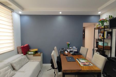 Apartamento à venda com 61m², 2 quartos e sem vaga Apartamento à venda com 61m², 2 quartos e sem vagaSala