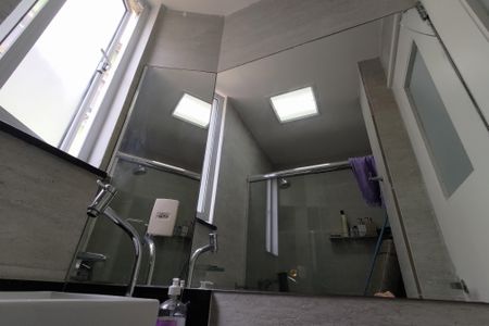 Apartamento à venda com 61m², 2 quartos e sem vaga Apartamento à venda com 61m², 2 quartos e sem vagaBanheiro de serviço