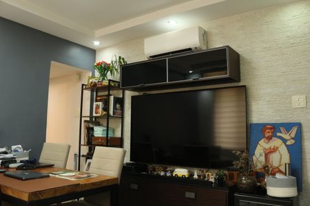 Apartamento à venda com 61m², 2 quartos e sem vagaSala