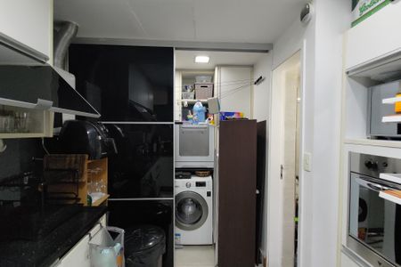 Apartamento à venda com 61m², 2 quartos e sem vaga Apartamento à venda com 61m², 2 quartos e sem vagaÁrea de Serviço