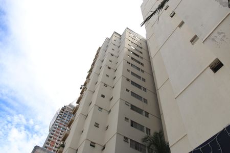 Apartamento para alugar com 100m², 3 quartos e 1 vagaFachada