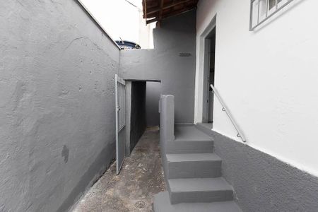 Casa à venda com 97m², 1 quarto e sem vagaQuintal