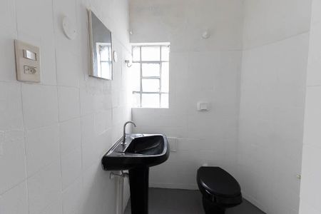 Casa à venda com 97m², 1 quarto e sem vagaBanheiro 