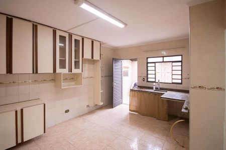 Casa à venda com 150m², 3 quartos e 3 vagasCozinha - Armários