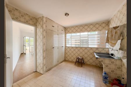 Casa à venda com 350m², 4 quartos e 8 vagasÁrea de Serviço