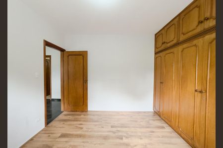 Casa à venda com 350m², 4 quartos e 8 vagasQuarto 2