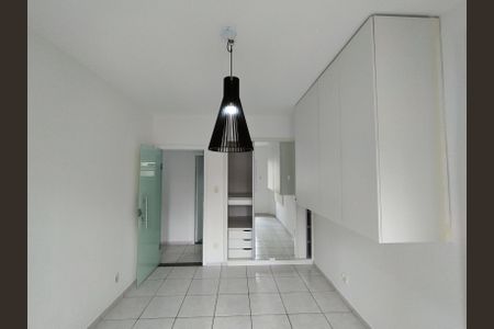 Apartamento para alugar com 76m², 1 quarto e sem vagaQuarto 
