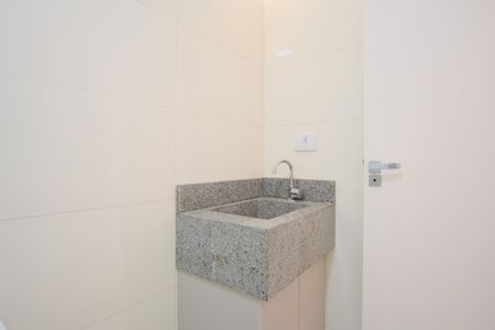 Apartamento à venda com 41m², 2 quartos e sem vagaBanheiro