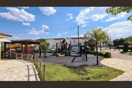 Casa de condomínio à venda com 105m², 3 quartos e 2 vagas