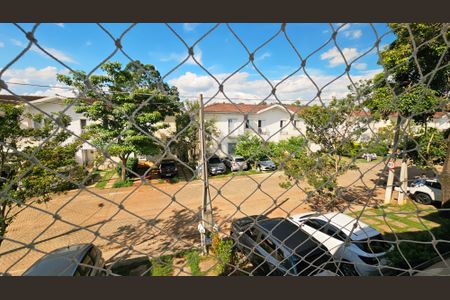 Casa de condomínio à venda com 105m², 3 quartos e 2 vagas