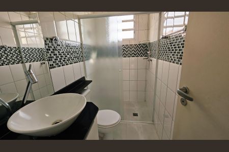 Casa de condomínio à venda com 105m², 3 quartos e 2 vagas