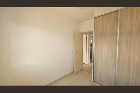 Casa de condomínio à venda com 105m², 3 quartos e 2 vagas