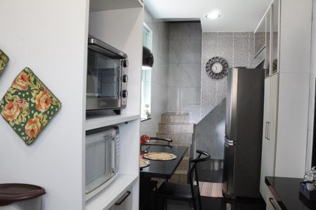 Apartamento à venda com 65m², 2 quartos e 1 vagaCozinha