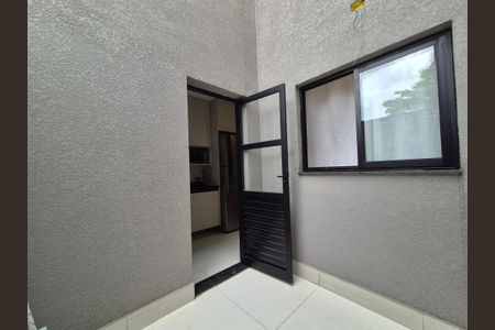 Apartamento à venda com 67m², 2 quartos e 1 vagaÁrea de Serviço