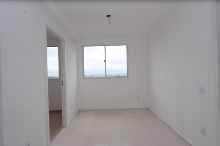 Sala de apartamento para alugar com 2 quartos, 35m² em Jardim Adutora, São Paulo