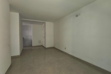 Sala de apartamento à venda com 2 quartos, 51m² em Taquara, Rio de Janeiro