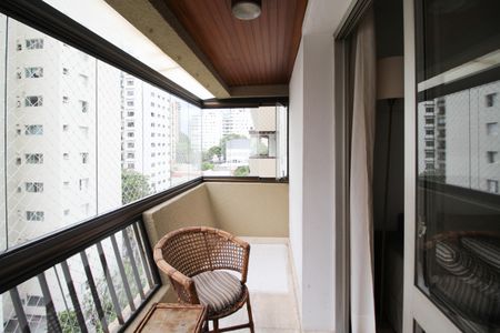 Varanda de apartamento para alugar com 2 quartos, 80m² em Moema, São Paulo